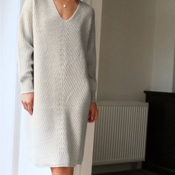 Wilfred Seville Sweater Dress in Black - Picture 2 of 5